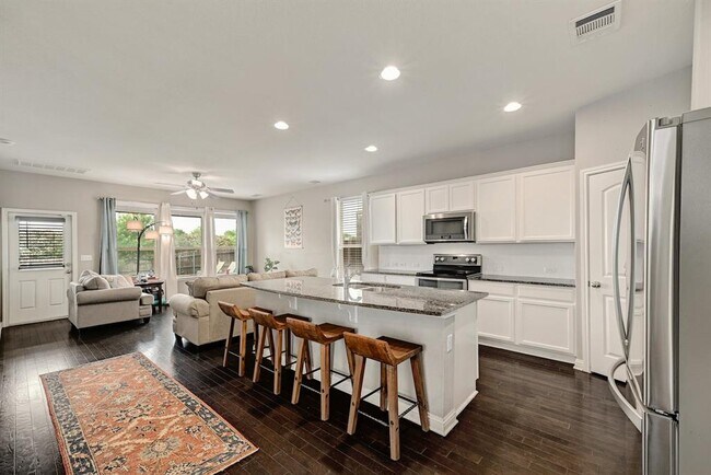 Photo - 10104 Wading Pool Path