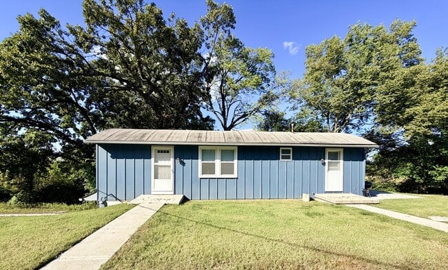 Building Photo - 2949 S 78th St Rental