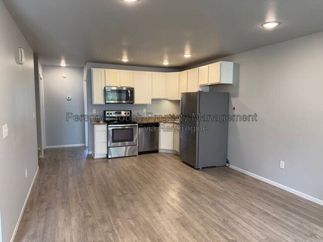 Photo - 808 7th Ave S Unit 3