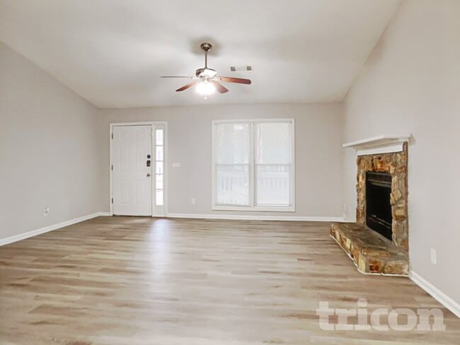 Photo - 3071 Morris Ln