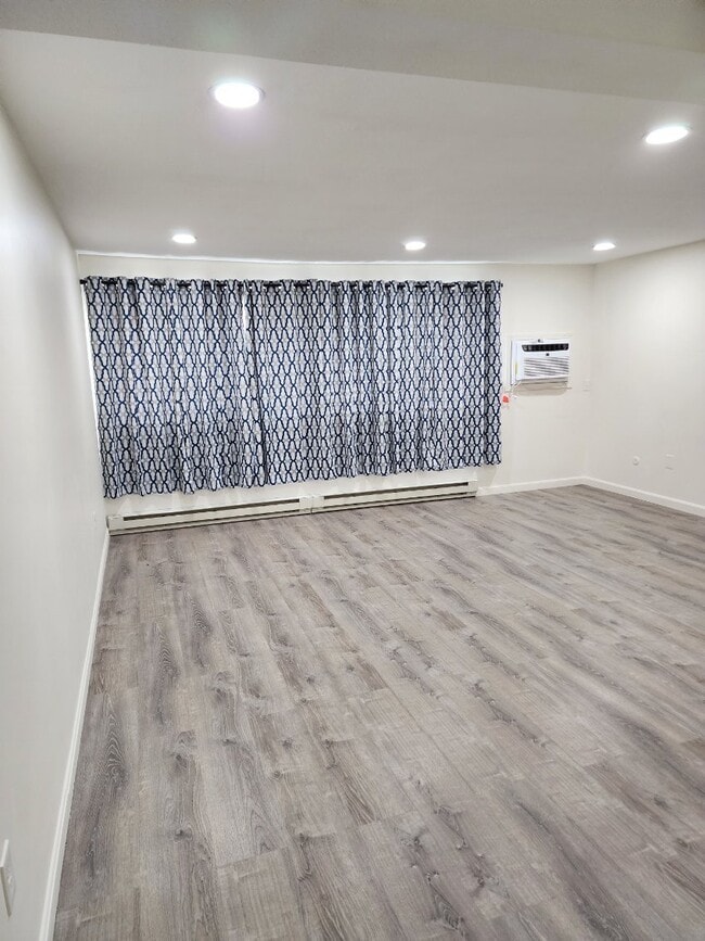 Photo - 128 Loudon Rd Unit 2F