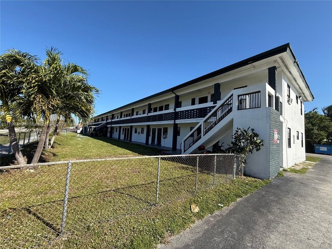 Photo - 7155 NW 17th Ave Apartment Unit 17
