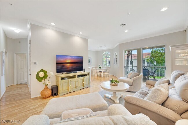 Building Photo - 400 L'Ambiance Cir Unit 204