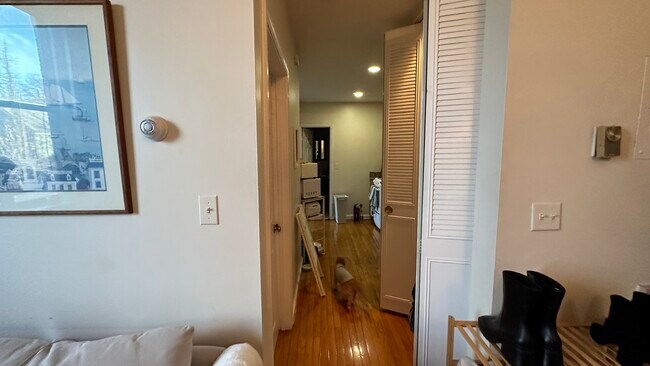 Photo - 427 Shawmut Ave Unidad 2