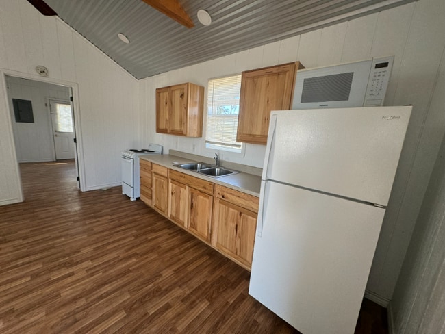 Photo - 930 County Rd 3390