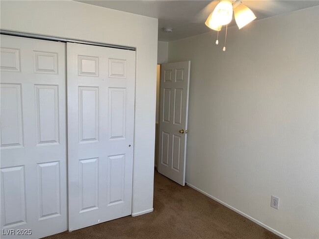 Building Photo - 9514 Observer St Rental