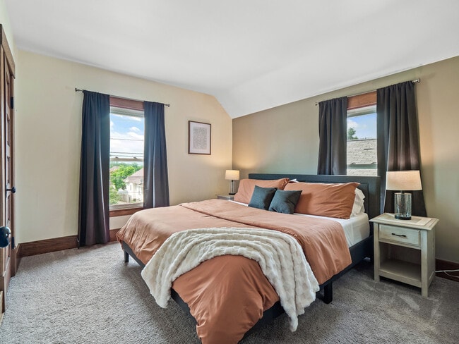 Photo - 679 Washington St Unit ID1272057P