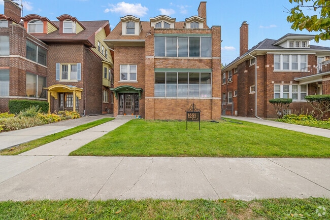 Building Photo - 1651 Atkinson St Unit 2 Rental