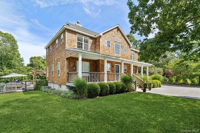 71 Old Canoe Place Rd