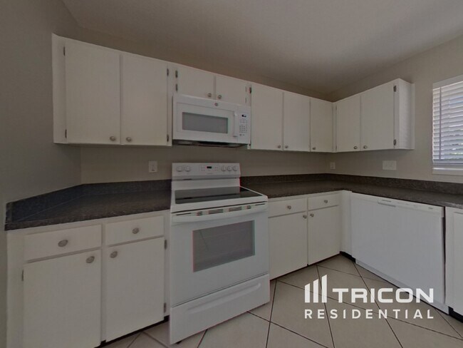 Photo - 6918 Silvermill Dr