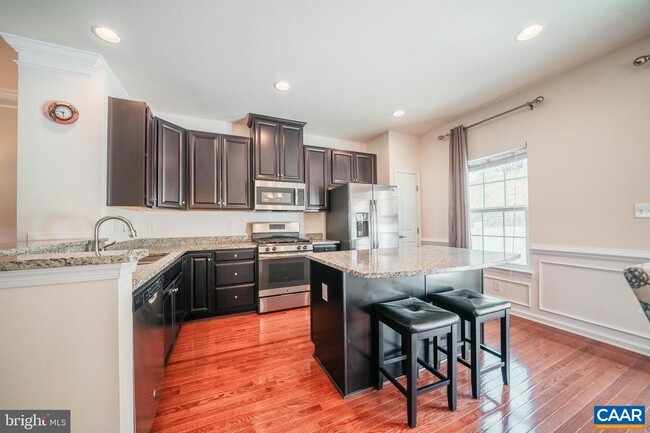 Photo - 2111 Elm Tree Knoll