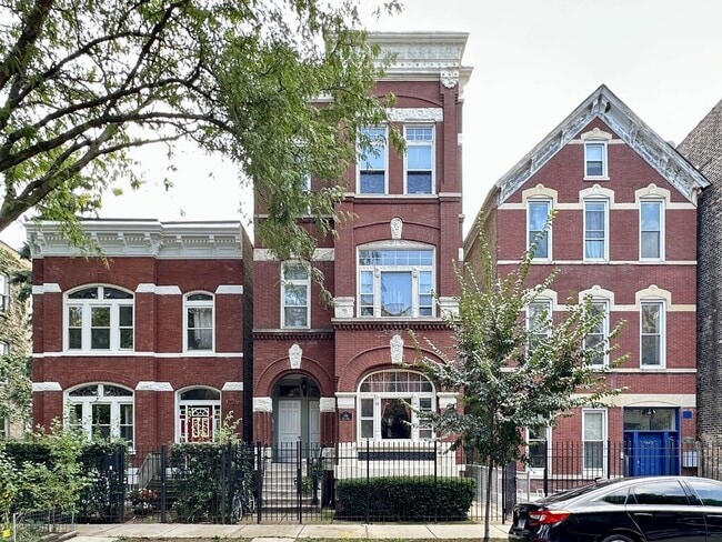Building Photo - 1741 W Huron St Rental