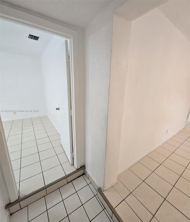 Photo - 1905 SW 11th St Unit 1-2