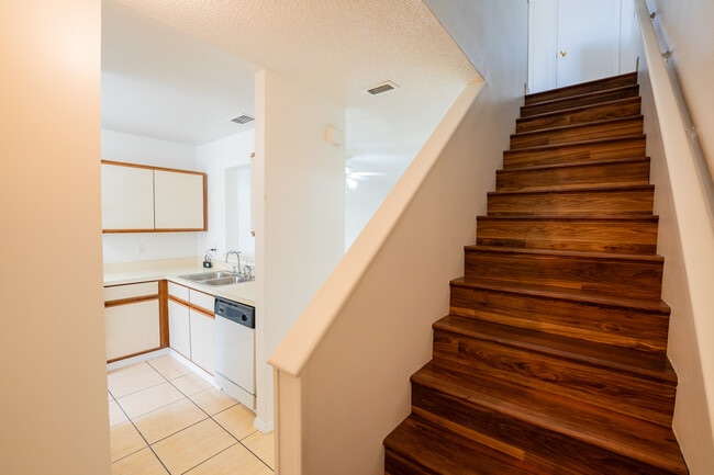 Photo - 159 Ivy Ln