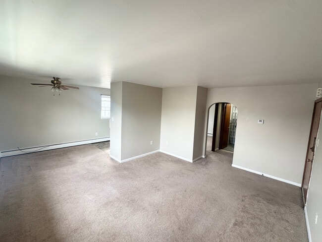 Photo - 609 8th Ave