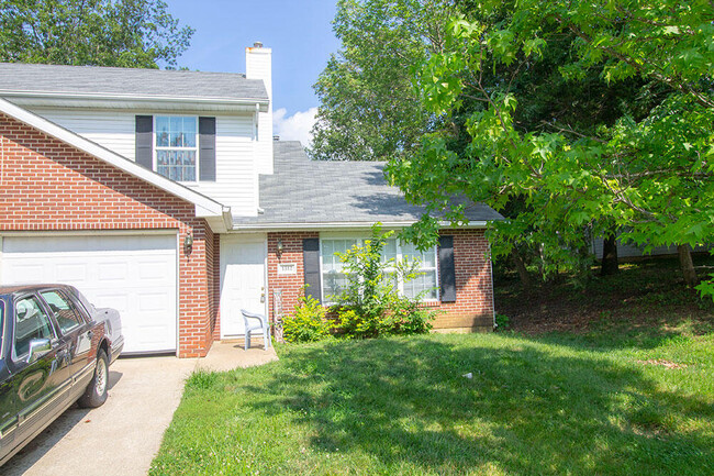 Photo - 1312 Valley Creek Ln Townhome