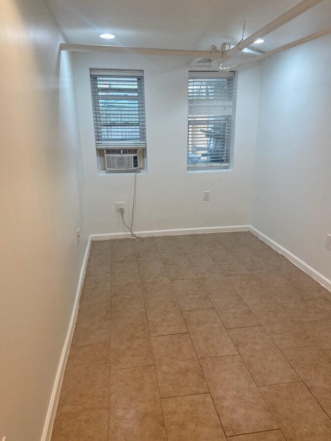 Photo - 1209 Trinidad Ave NE