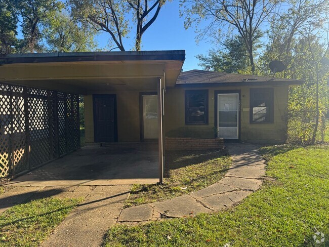 Building Photo - Cute 2 bedroom home in Caddo Heights