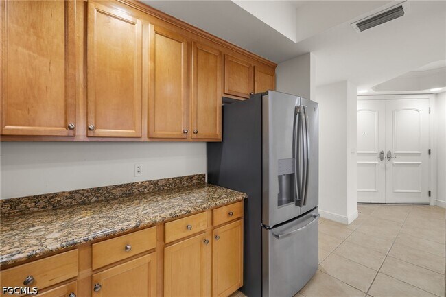 Photo - 2090 W First St Unit 810
