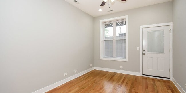 Photo - Updated, 1bd/1bth Ukrainian Village, Outdoor Space, Available 5/1! Unit 2R
