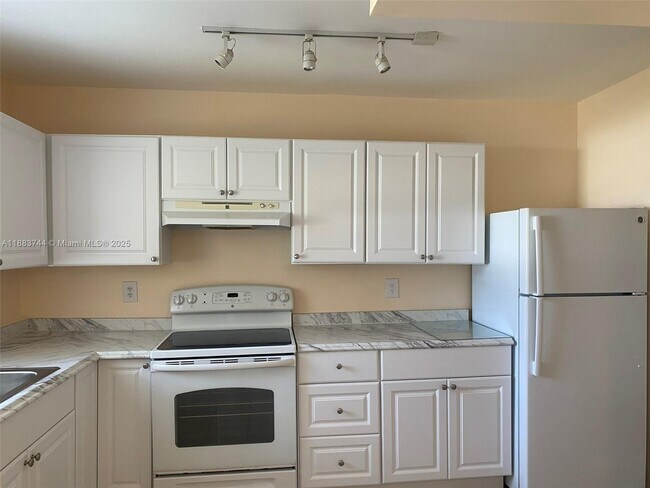 Photo - 10772 La Placida Dr Unit 7-301