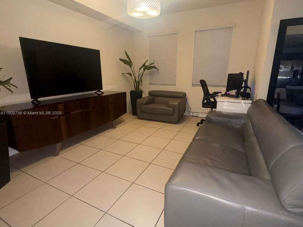 Photo - 11605 NW 89th St