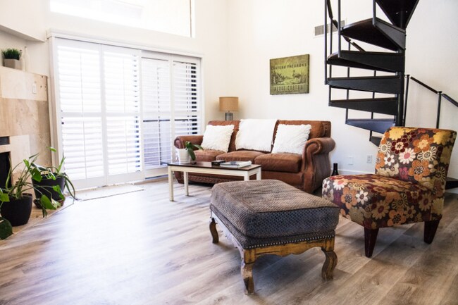 Photo - 7950 E Starlight Way Unidad 245