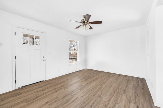 Photo - 1633 10th Ave N