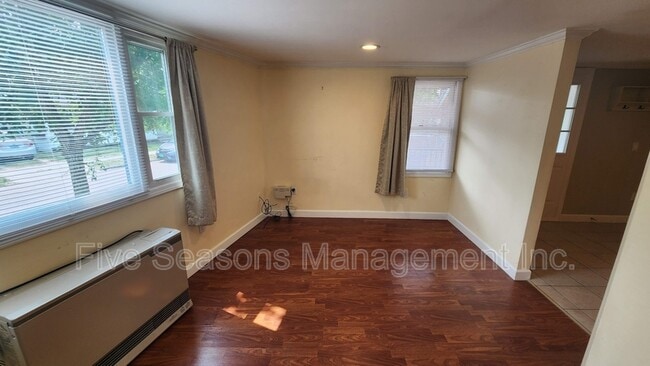 Photo - 65-67 Intervale Avenue - 1