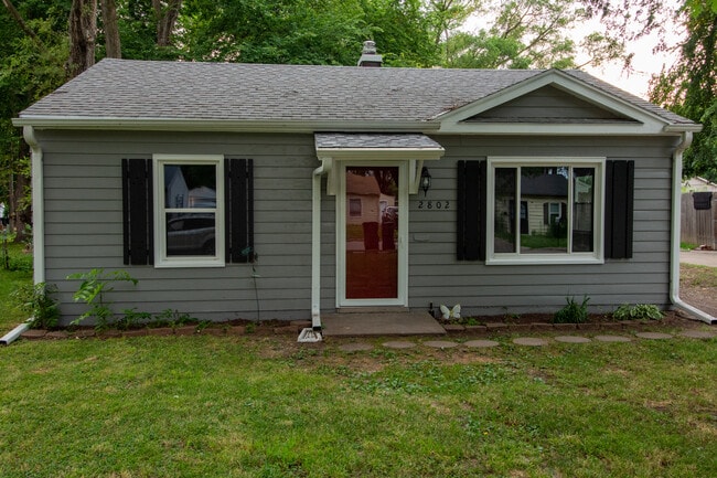 Photo - 2802 S Crawford St