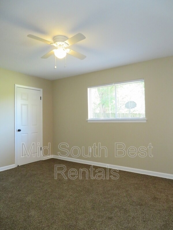 Photo - 5656 Myers Rd