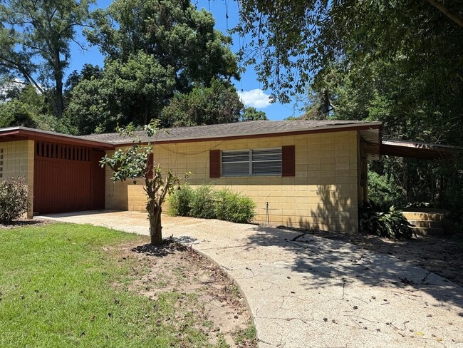 Building Photo - AP- MARY BETH 610/12 Unit 610 MARY BETH AVE Rental