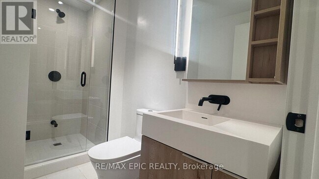 Photo - 117 Broadway Ave Unit 511