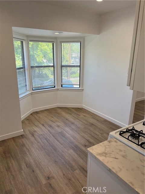 Photo - 12660 Oxnard St Townhome