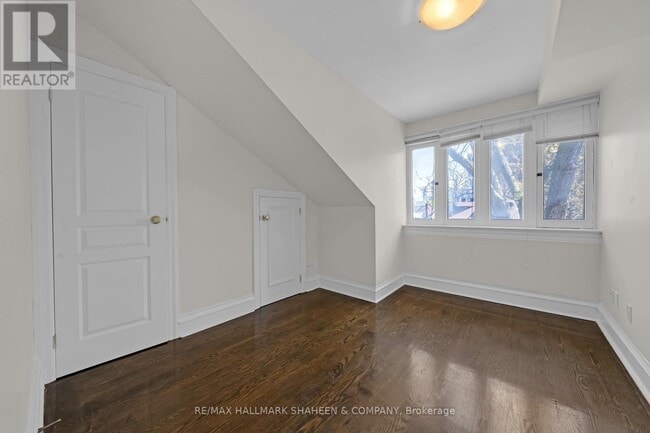 Photo - 12 Foxbar Rd Unit 3