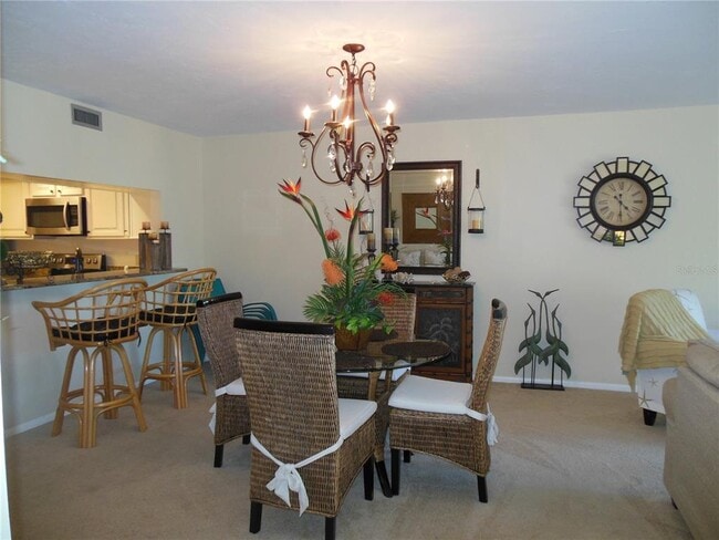 Photo - 1000 Riverside Dr Unit B103