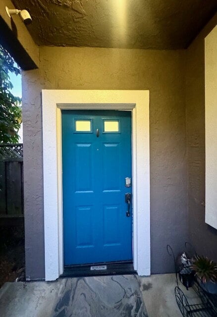 Bright & Spacious 3-Bed, 2.5-Bath Santa Cruz Home Near UCSC with Tranquil Rose Garden Backyard, B...