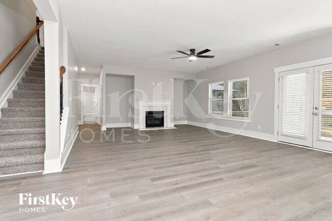Photo - 201 Meadow Branch Ln