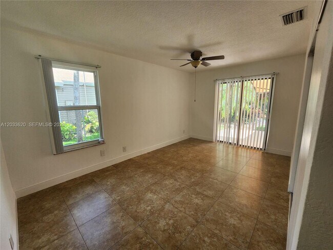 1631 SW 129th Way
