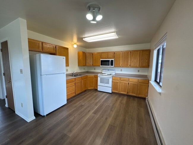 Photo - 2 Bedroom / 1 Bath Apartment In Bayfield Unit 6