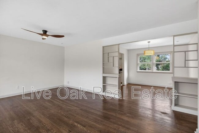 Photo - 8056 Meadow Creek Rd