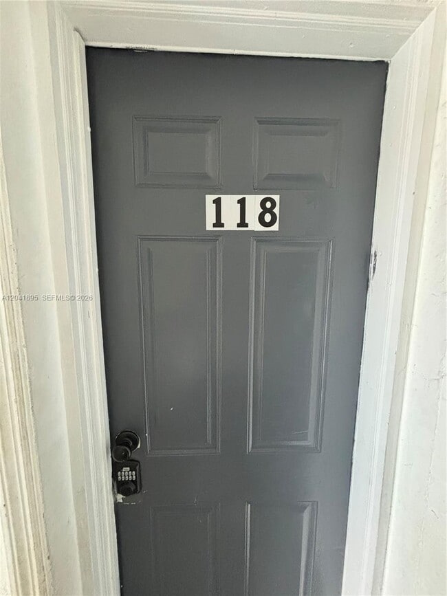 Photo - 1843 Dewey St Unit 118