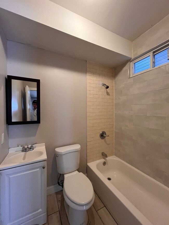 Photo - 124 Virginia Ave Unit 1F