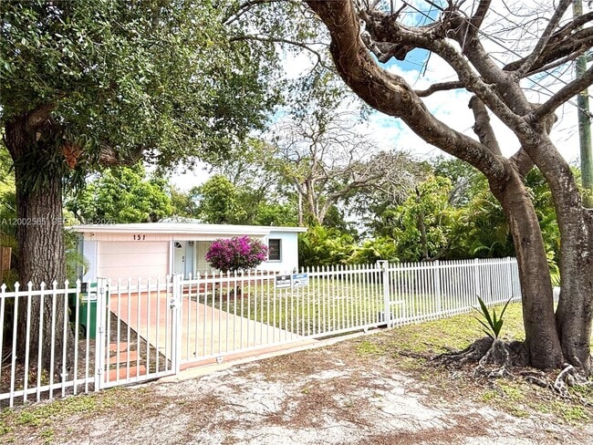 Photo - 151 NW 165th St