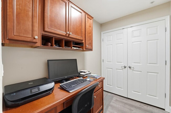 Photo - 5450 E Deer Valley Dr Unidad 1435