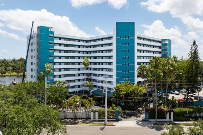 River Run Yacht Club Condominiums - River Run Yacht Club Condominiums
