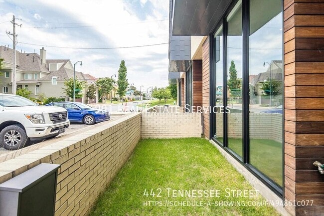 Photo - 442 Tennessee St