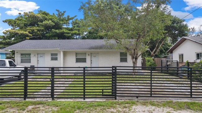 Building Photo - 7981 NW 12th Pl Unit 7981 Rental