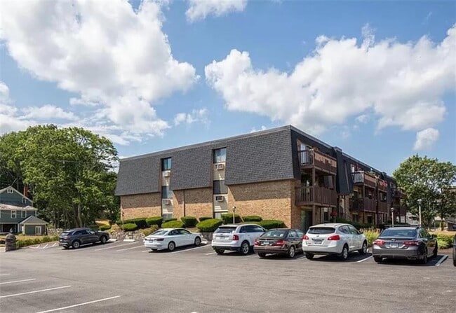 Photo - 4162 Post Rd Unit 3