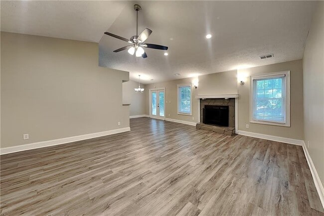 Photo - 213 Brolley Woods Dr